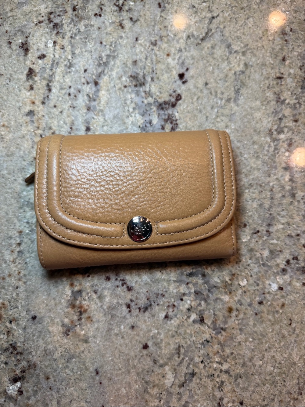 Coach Classic Leather Fold Wallet - Tan